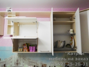 Кухня : ул. Антона Петрова, 221 г (выполнено на заказ)